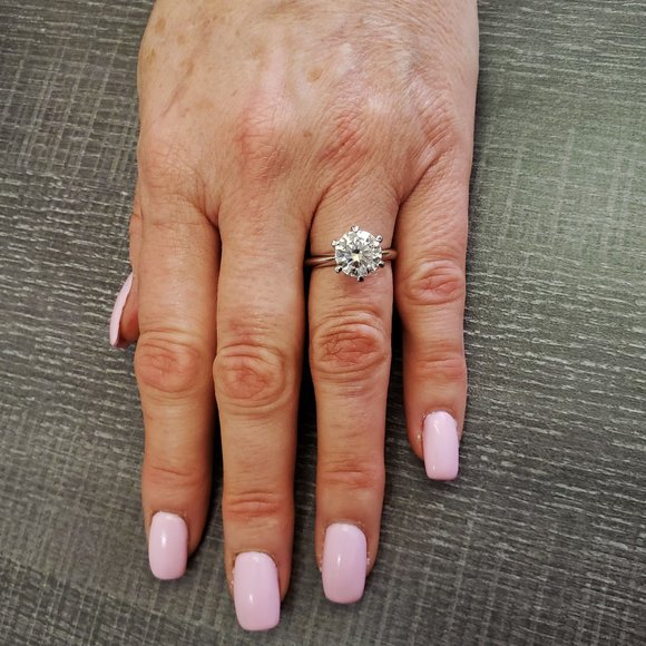 4 Carats moissanite engagement ring in 925 sterling silver band D-FL - Picture 3 of 7